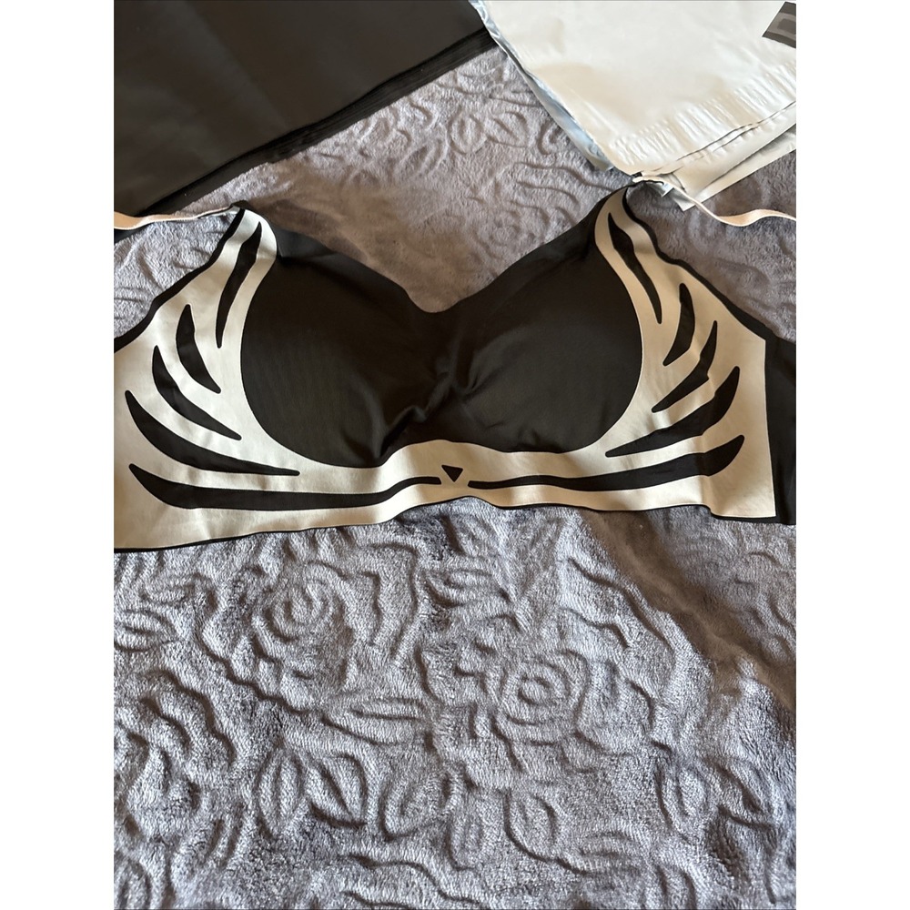Free Bra Women's Sz. 2XL 42A-42C